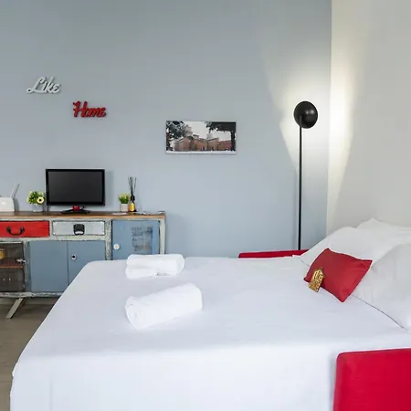 Likehome Mentessi - 1 5 Persone Lejlighed Ferrara